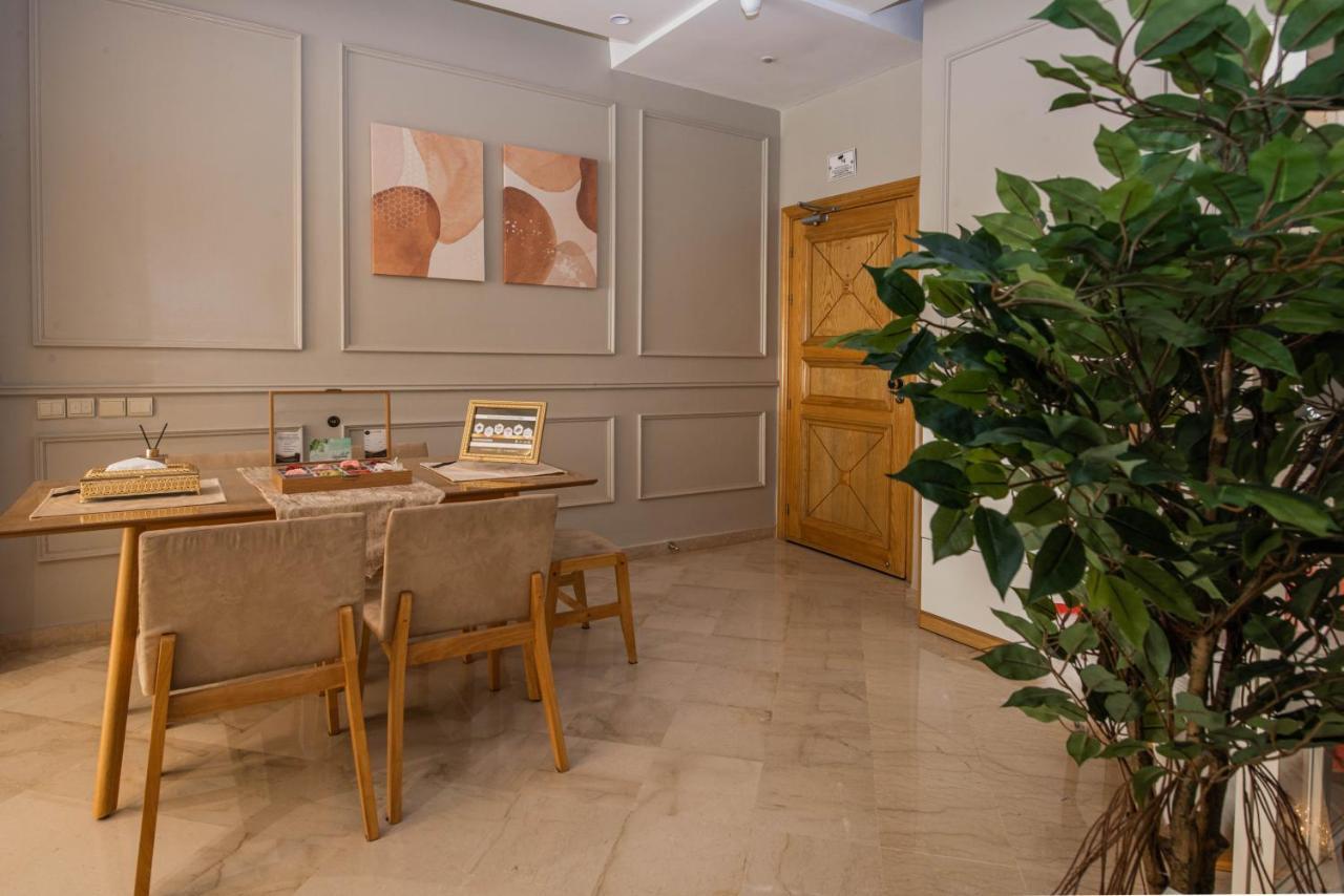 Nexthome - Airport Appartement *